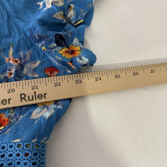 Torrid Tunic Top Womens 2X Blue Floral Short Sleeve Crochet Boho Peasant Blouse - Picture 6 of 7